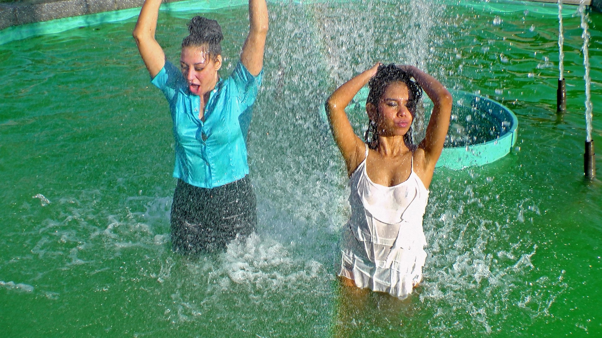 Girlfriends Get Wet Messy And Wild - 1 on sinx.preview.netperv.com