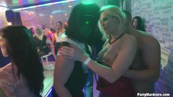 Party Hardcore Gone Crazy Vol. 32 Part 3 - Cam 3 Screencap 12 on sinx.preview.netperv.com