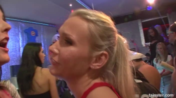 Welcome To The Mad House Part 1  - Cam 4 Screencap 25 on sinx.preview.netperv.com