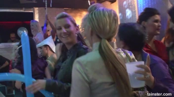 Welcome To The Mad House Part 1  - Cam 4 Screencap 8 on sinx.preview.netperv.com