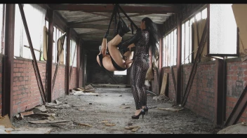 Im hängen durchgefickt Screencap 26 on sinx.preview.netperv.com