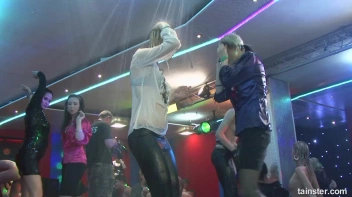 Extreme Speed Dating Part 2 - Cam 4 Screencap 93 on sinx.preview.netperv.com