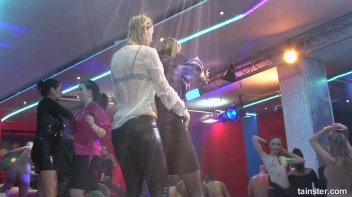 Extreme Speed Dating Part 2 - Cam 4 Screencap 94 on sinx.preview.netperv.com