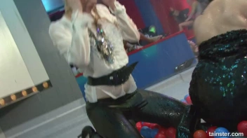 Extreme Speed Dating Part 2 - Cam 4 Screencap 20 on sinx.preview.netperv.com