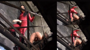 Latest deal - Mit dem XL Strapon auf der Treppe gefickt