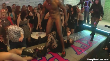 Party Hardcore Gone Crazy Vol. 10 Part 3 - Cam 4 Screencap 87 on sinx.preview.netperv.com