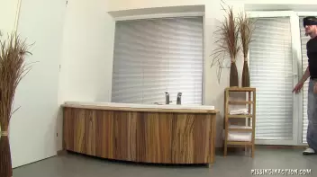 Putting The Romance In The Piss Screencap 8 on sinx.preview.netperv.com