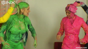 Let the Wet and Messy Paint Games Begin! Screencap 55 on sinx.preview.netperv.com