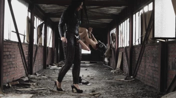 Hängend  der Herrin ausgeliefert Screencap 27 on sinx.preview.netperv.com