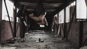 Hängend  der Herrin ausgeliefert Screencap 16 on sinx.preview.netperv.com