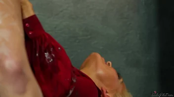 Cabaret Babe Gets Strap-On Cum Fucked Screencap 98 on sinx.preview.netperv.com