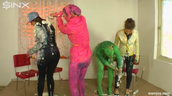 Cream Covered Cuties Look Good Enough To Eat! Screencap 22 on sinx.preview.netperv.com