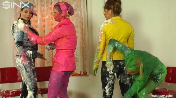 Cream Covered Cuties Look Good Enough To Eat! Screencap 37 on sinx.preview.netperv.com