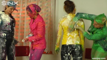 Cream Covered Cuties Look Good Enough To Eat! Screencap 39 on sinx.preview.netperv.com