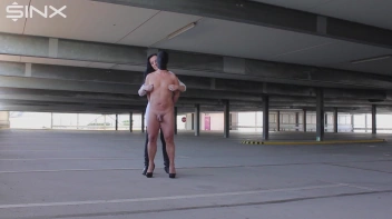 Sklave beim Lauftraining in Heels Screencap 10 on sinx.preview.netperv.com