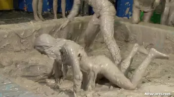 Mud Splattered Eurobabes Screencap 53 on sinx.preview.netperv.com