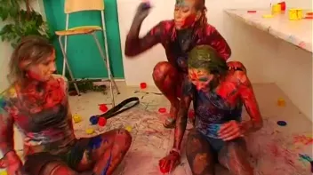 Finger Painting Babes Screencap 98 on sinx.preview.netperv.com