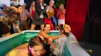 Oil Pool Of Death! Screencap 85 on sinx.preview.netperv.com