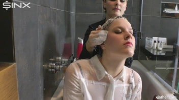 Hotties Wet And Messy Hair Washing Screencap 36 on sinx.preview.netperv.com