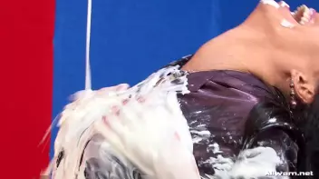 Cream Showers Screencap 44 on sinx.preview.netperv.com