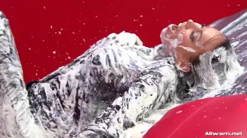 Cream Showers Screencap 51 on sinx.preview.netperv.com