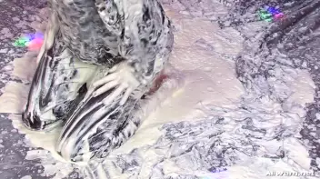 Cream Showers Screencap 54 on sinx.preview.netperv.com