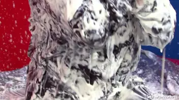 Cream Showers Screencap 57 on sinx.preview.netperv.com