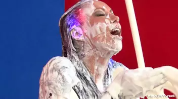 Cream Showers Screencap 71 on sinx.preview.netperv.com