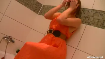 Shower Down That Sexy Dress Screencap 21 on sinx.preview.netperv.com
