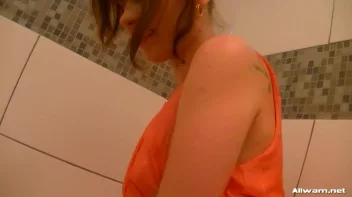Shower Down That Sexy Dress Screencap 26 on sinx.preview.netperv.com