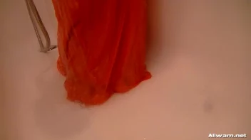 Shower Down That Sexy Dress Screencap 28 on sinx.preview.netperv.com