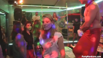 Party Hardcore Gone Crazy Vol. 31 Part 2 - Cam 4 Screencap 34 on sinx.preview.netperv.com