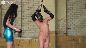 Ausgepeitscht Screencap 40 on sinx.preview.netperv.com