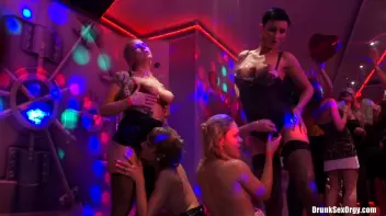 Valentine's Day Vaginas Part 5 - Shower Cam Screencap 74 on sinx.preview.netperv.com