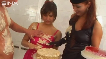 Cake Loving Cuties Enjoy WAM Threesome In The Bath Screencap 11 on sinx.preview.netperv.com