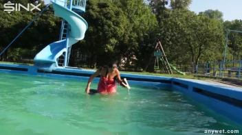 Waterpark Fun For Fully Clothed Brunette Babe Screencap 32 on sinx.preview.netperv.com