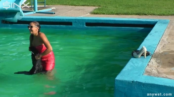 Waterpark Fun For Fully Clothed Brunette Babe Screencap 39 on sinx.preview.netperv.com