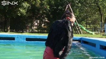 Waterpark Fun For Fully Clothed Brunette Babe Screencap 40 on sinx.preview.netperv.com