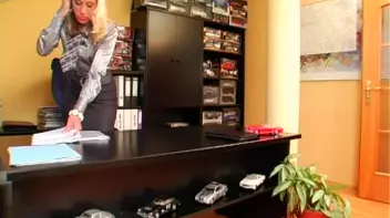 Bound to Work Screencap 1 on sinx.preview.netperv.com