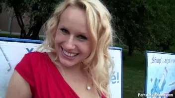 Bus Stop Babe Gives Killer Blowjobs Screencap 19 on sinx.preview.netperv.com