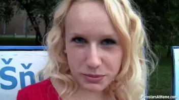 Bus Stop Babe Gives Killer Blowjobs Screencap 20 on sinx.preview.netperv.com