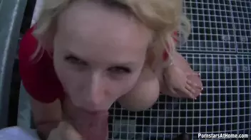 Bus Stop Babe Gives Killer Blowjobs Screencap 59 on sinx.preview.netperv.com