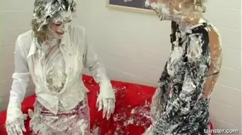 Fancy Chick Food Fight Screencap 63 on sinx.preview.netperv.com