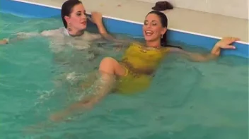 Sexy Water Soaked Apparel Screencap 75 on sinx.preview.netperv.com