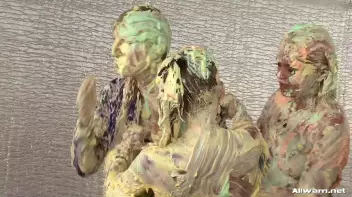 The Messiest Dessert Ever Screencap 46 on sinx.preview.netperv.com