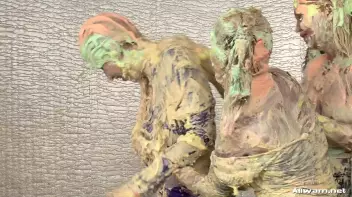 The Messiest Dessert Ever Screencap 57 on sinx.preview.netperv.com