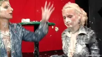 Strawberries and Whipped Cream Screencap 101 on sinx.preview.netperv.com