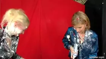 Strawberries and Whipped Cream Screencap 27 on sinx.preview.netperv.com