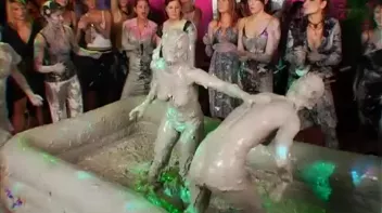Rockin' The Mud Pit Screencap 88 on sinx.preview.netperv.com