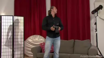 Threesome Fun, Two Girls Eat His Cum Screencap 3 on sinx.preview.netperv.com